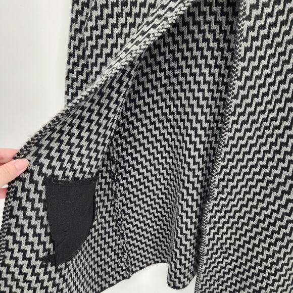Cocogio Black Gray Zigzag Made in Italy Buttoned Knit Sweater Coat Women's S - Picture 6 of 10